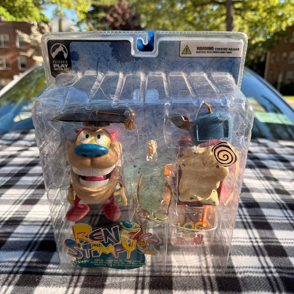 2004 Palisades Ren & Stimpy Sickly Tongue Stimpy Action Figure Log New